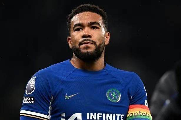 1702427403888037062.jpg 63b662dbf05997c77a9e147654eeb3d.jpg