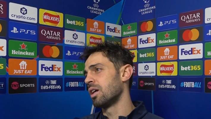 开云app-B席：我们让情绪左右了比赛；现在感觉一切都很暗淡